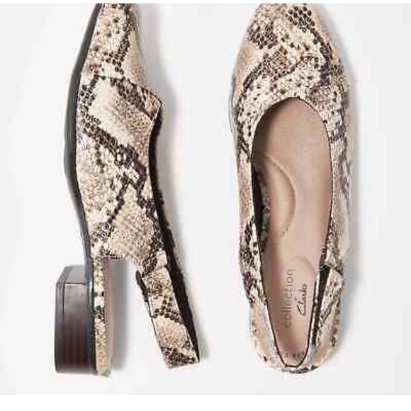 Clarks collection taupe snake New sling back shoes. - Picture 3 of 10